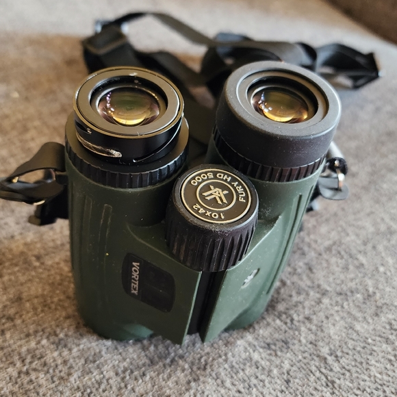 Vortex Binoculars - Picture 3 of 5